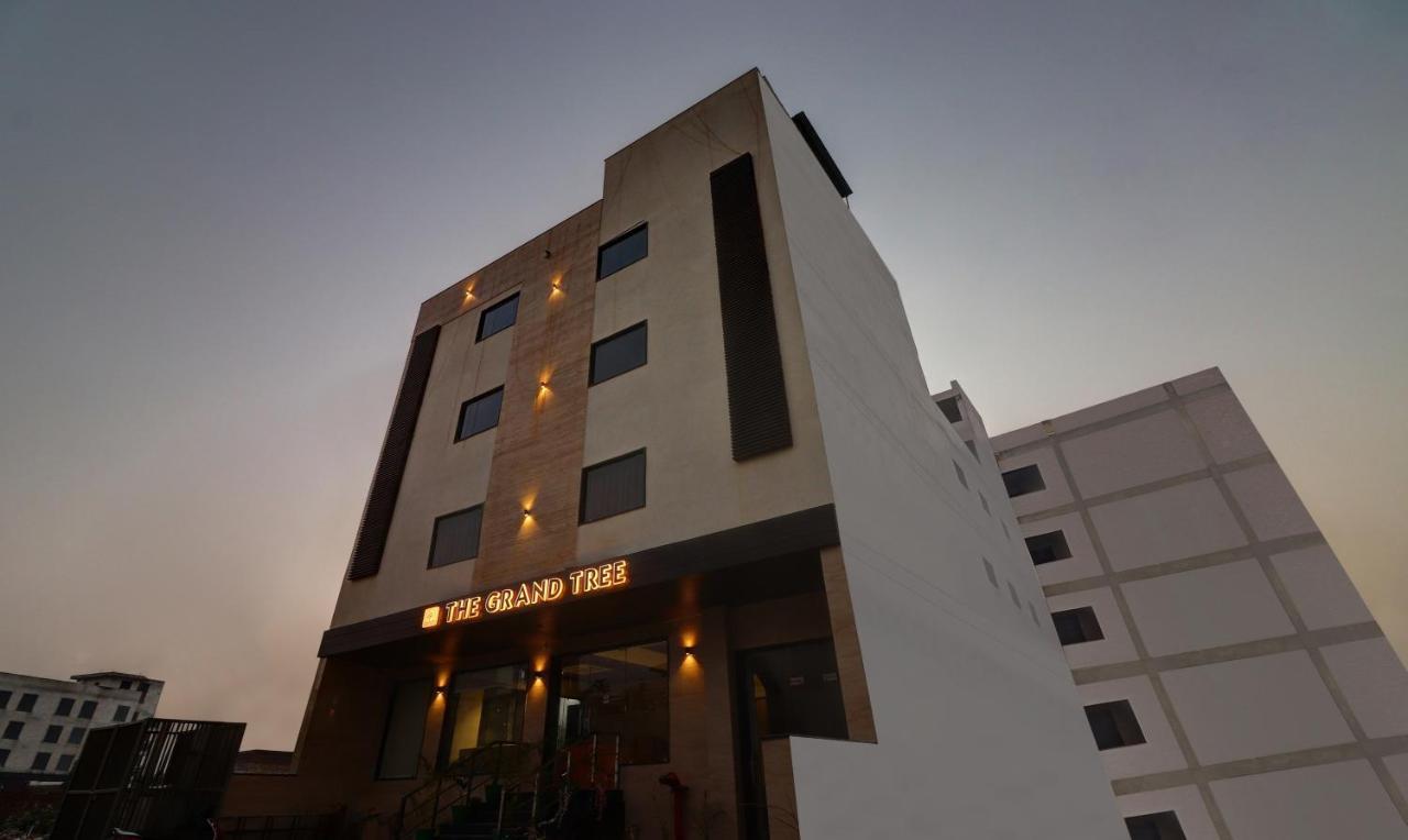 فندق آغْرافي  Treebo Trend Gt Palace Fatehabad Road المظهر الخارجي الصورة